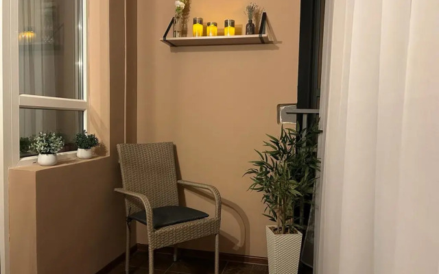 Nord Uyutnaya S Yarkim Dizaynom Na Topografe Flat