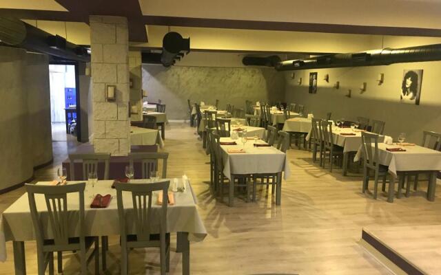 Teryan Pushkin Apart Hotel