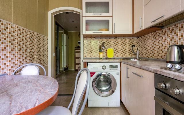 Na Prospekte Kosmonavtov Flat