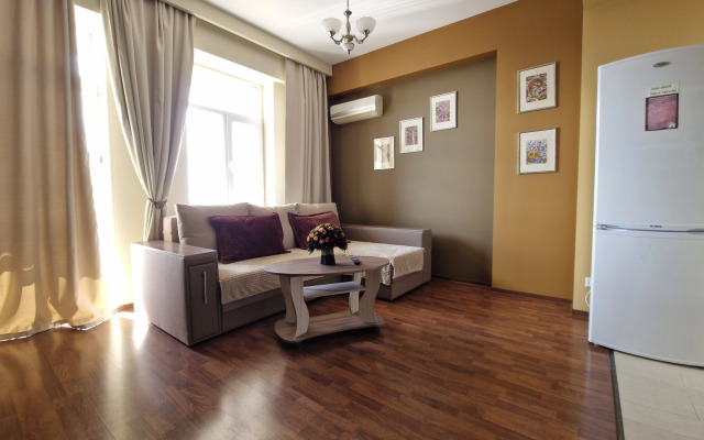 Atlant Alushta 2 Flat