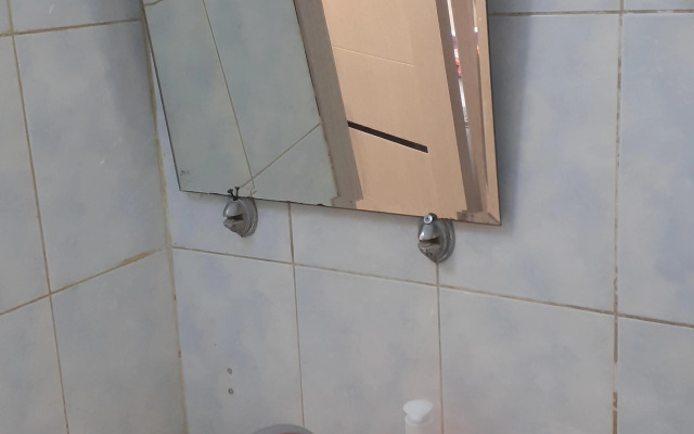 Chistaya Uyutnaya Mini Studiya Dlya Otdykha I Raboty Flat