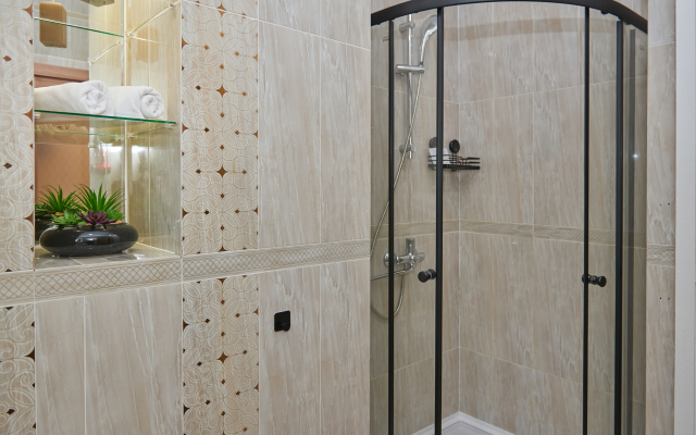 Apartamenty Horomy S Dizaynerskim Remontom I Potryasayuschim Vidom Apartments