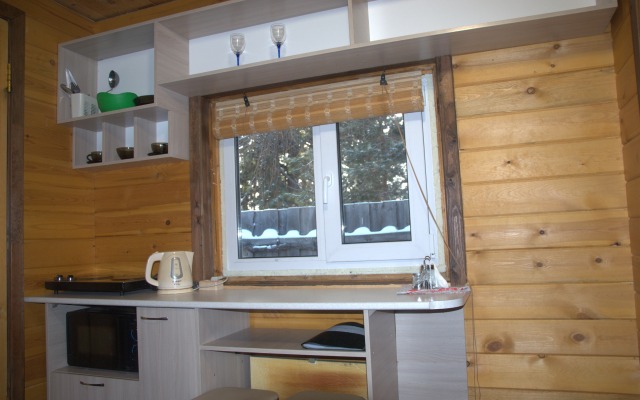 SEMEJNYiJ Guest House