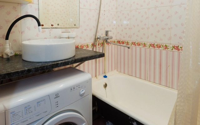 Na Naberezhnoy Flat