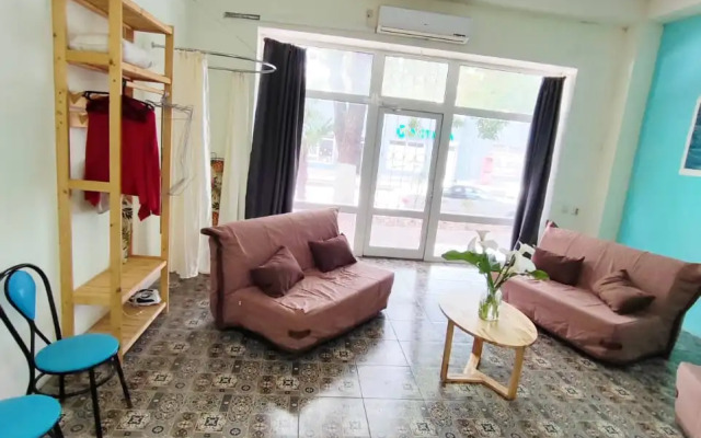 Studio Flat