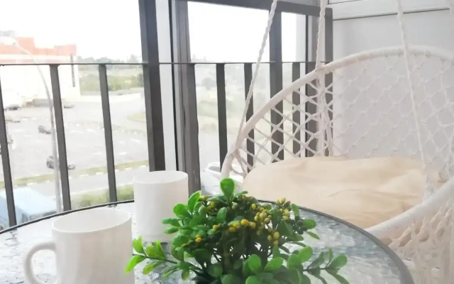 Квартира у Мамаева Кургана с видом на Родину Мать