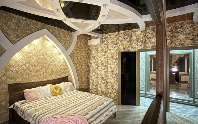 Апартаменты с панорамными окнами в новом доме