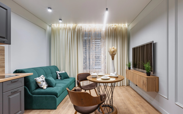 V tsentre Samaryi Flat