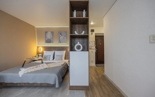 Апартаменты с новым дизайнерским ремонтом