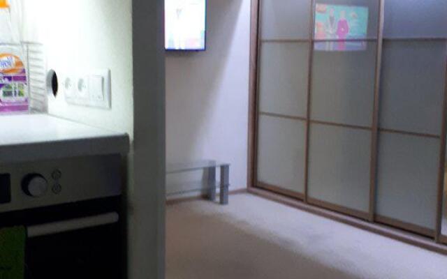 Leninskiy 43 korpus 3 Studio Apartments