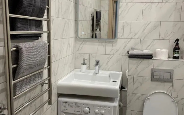 Na Kolpakova 44 Flat