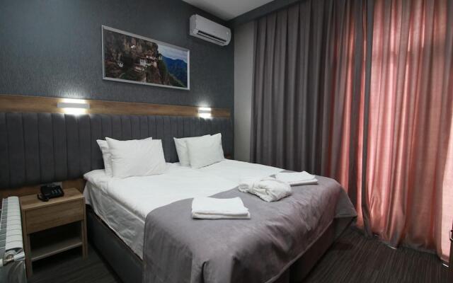 Отель Home Suites Baku — Halal Hotel