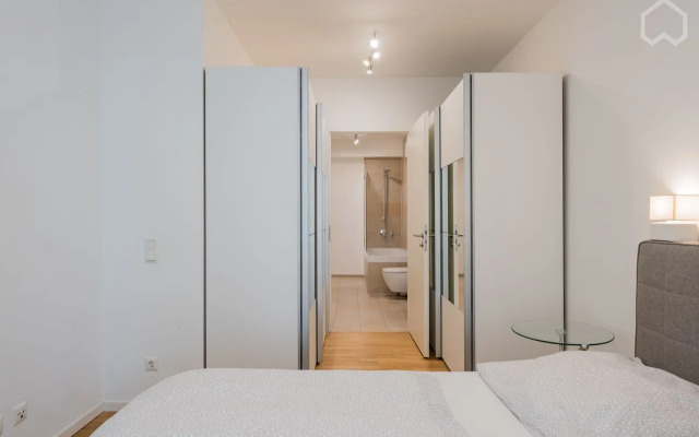 New Apartment in Centre of Mitte, Apartments