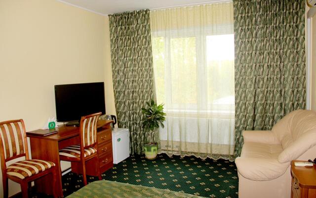 Kedr Hotel