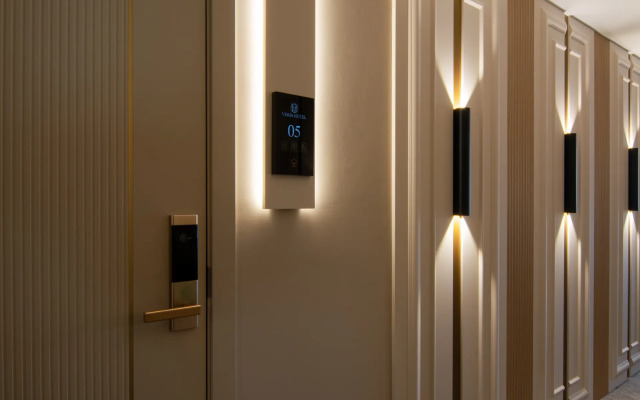 Отель Верис