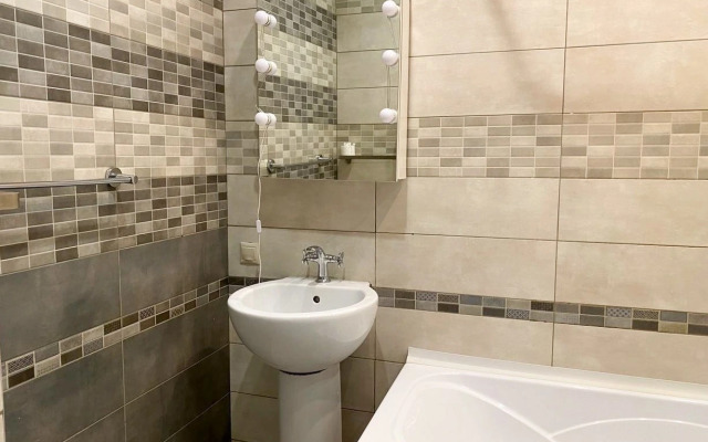 Двухкомнатная квартира АпартКазань16 возле озера Кабан на улице Татарстан 16