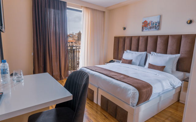 Residence Plaza Hotel