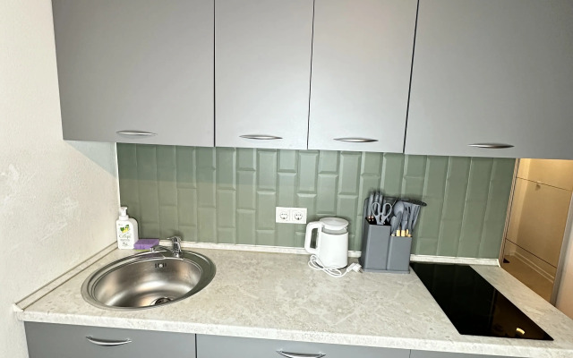 Dizaynerskaya na 33 Etazhe Flat