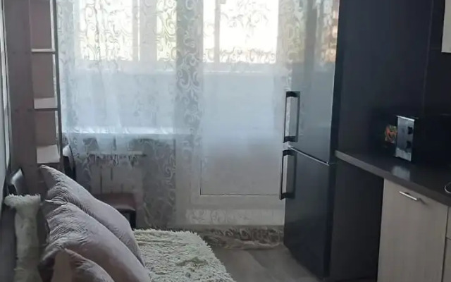 1k. Kvartira Ulitsa Rozyi Lyuksemburg, 118 Flat