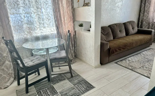 Na Rossiyskoy 43/1 Flat