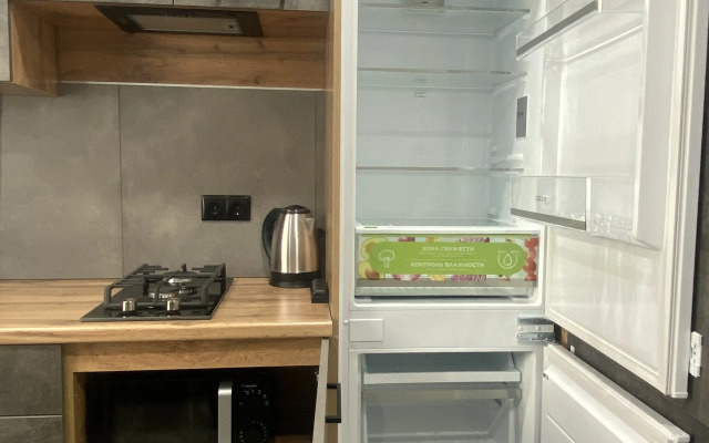 Апартаменты Светлые и уютные в центре Аксая