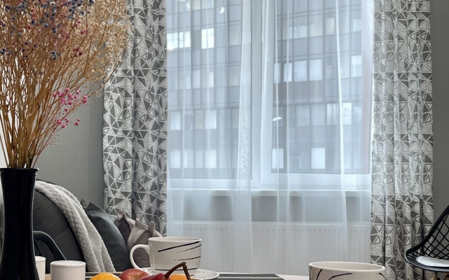 2 Nochi Na Ulitse Shkolnaya 15 Str1 Flat
