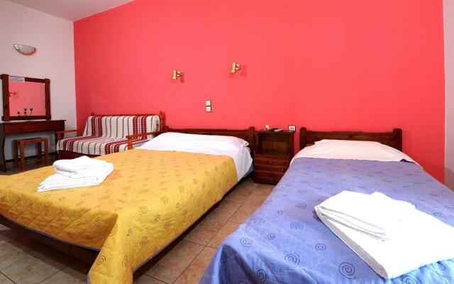 Pharos Rooms Hotel