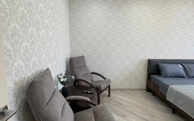 Квартира Шикарная двухкомнатная с лоджией