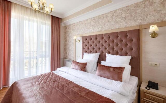 Villa Maralis Hotel