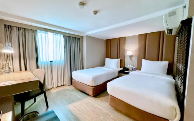 Ramada by Wyndham Bangkok Sukhumvit 11