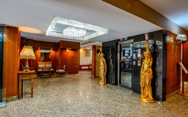 Peak Star Hotel