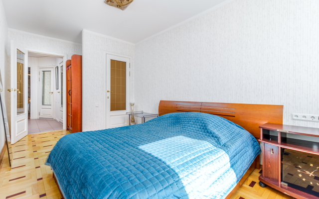 Sutki Rent U Sada Prometeya Apartments