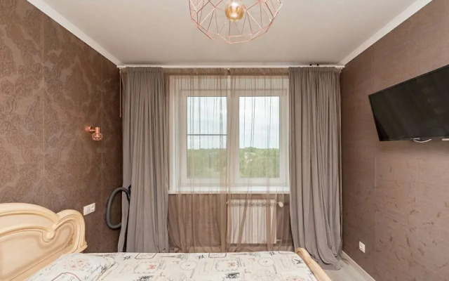 Na Ulitse Zhukova 17b Apartments