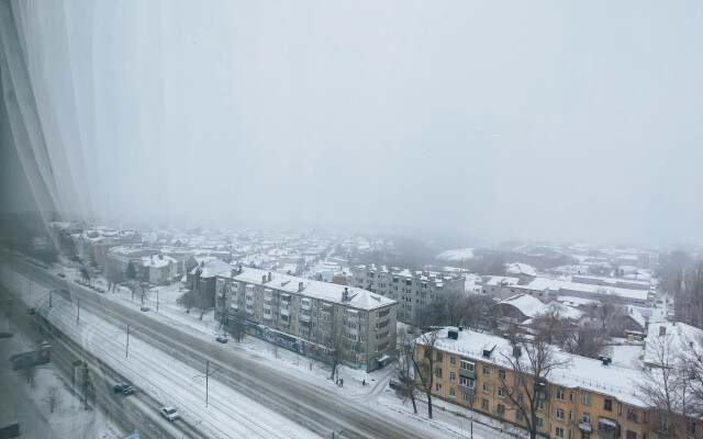 V tsentre s vidom na gorod Apartments