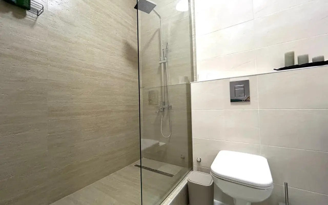 Vdokhnovlyayuschaya Studiya Blyuz Ryadom S Arbatom Apartments