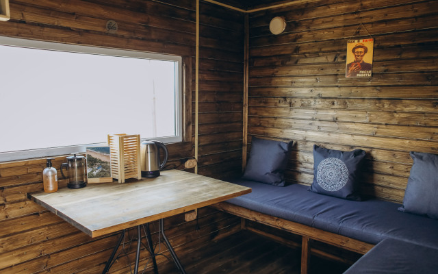 Mandala Domiki U Ozera Glemping