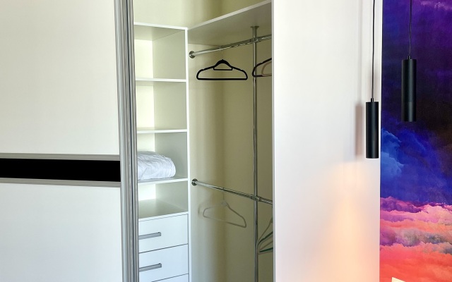 Dizaynerskie 3-Komnatnye Dlya Bolshoy Semyi Apartments