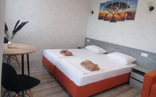 Sunnysmile Inn Guest house