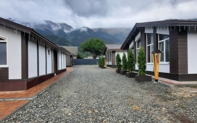 Nur House Hotel