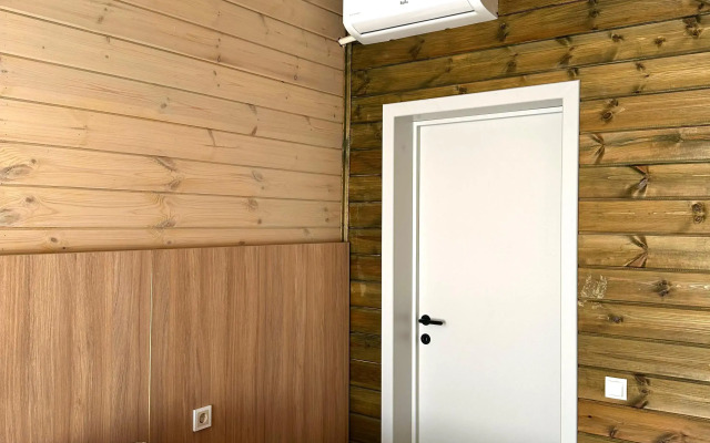 Дом на Берегу Каспийского Моря