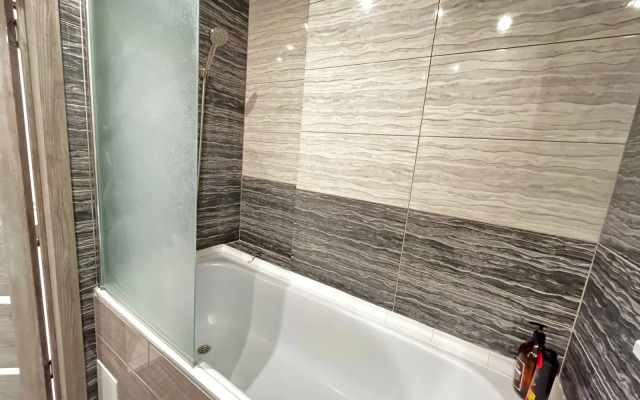 Stilnye U Berezovoy Roschi Apartments