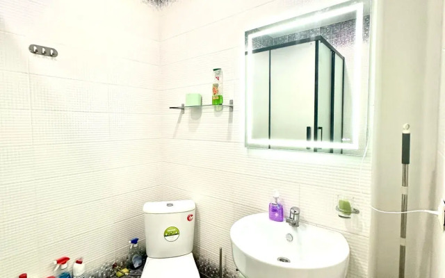 Na Ulitse Komsomolskaya 58 Flat