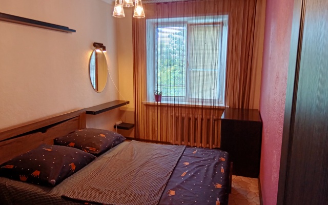 Na Prospekte Pobedy 17 Apartments