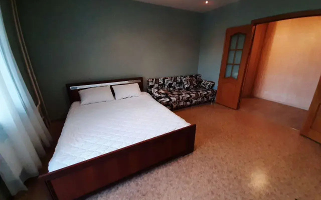 Na Shosse Metallurgov 24A Flat