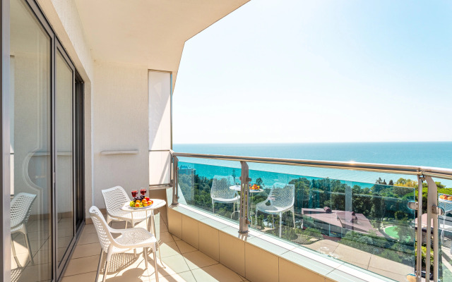 Апартаменты Море на Ладони