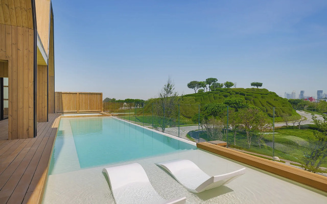 Katara Hills Doha, LXR Hotels & Resorts