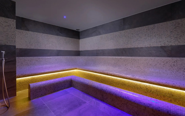 Курортный отель Alean Family Sputnik