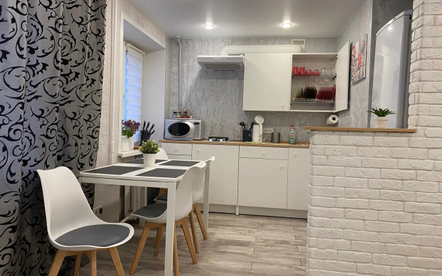 Апартаменты Ленина 3