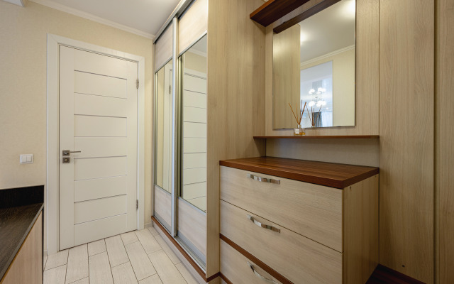 Dvukhetazhnaya S Terrasoy Otdykh U Ruchyya Flat
