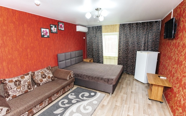 Uyut Guest House